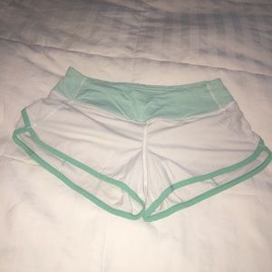 🍋Lululemon Speed Shorts🍋
